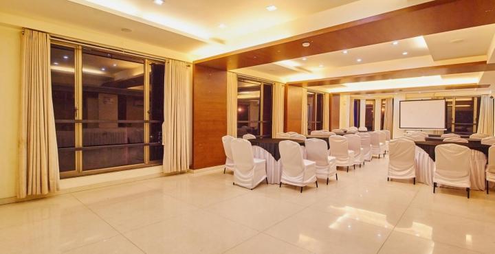 Treebo Trend Hotel Parker Ahmedabad Eksteriør billede