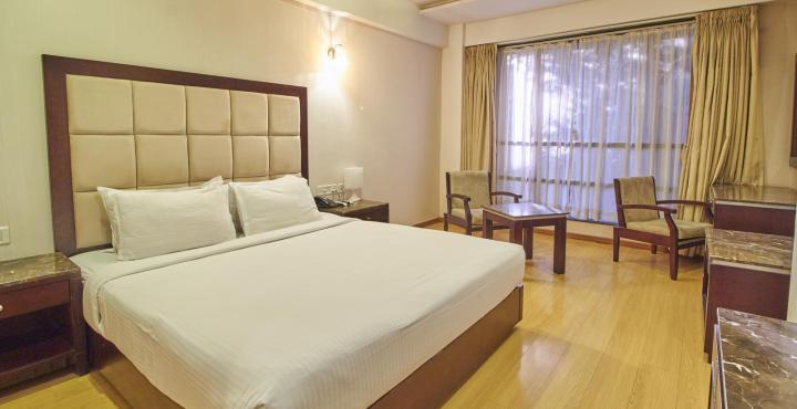 Treebo Trend Hotel Parker Ahmedabad Eksteriør billede