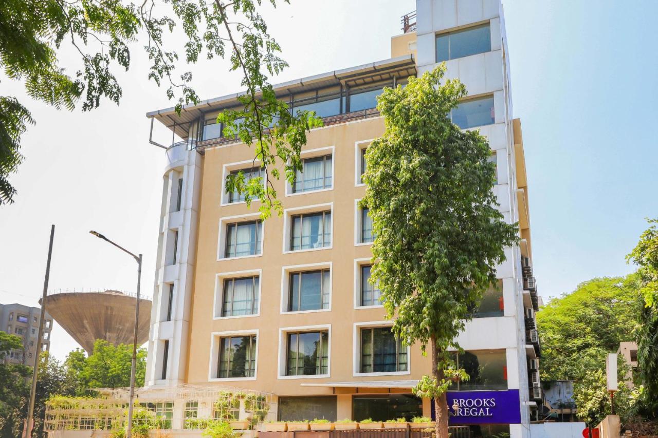 Treebo Trend Hotel Parker Ahmedabad Eksteriør billede
